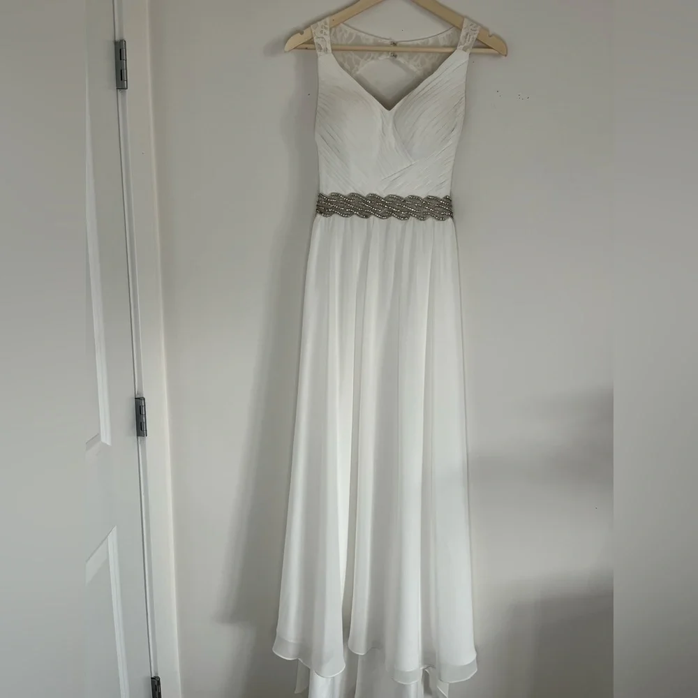 JJs House Elegant White Wedding Dress - Picture 9 of 16